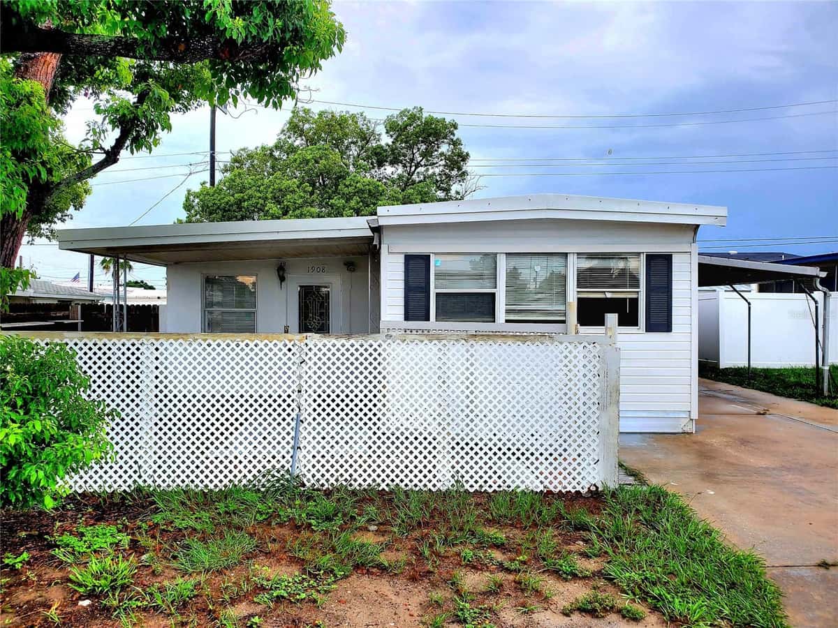 1908 SHADY COVE DRIVE