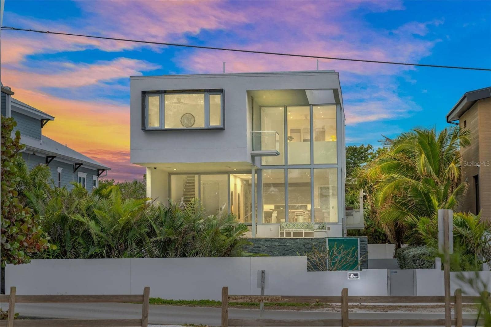 115 BAY BOULEVARD