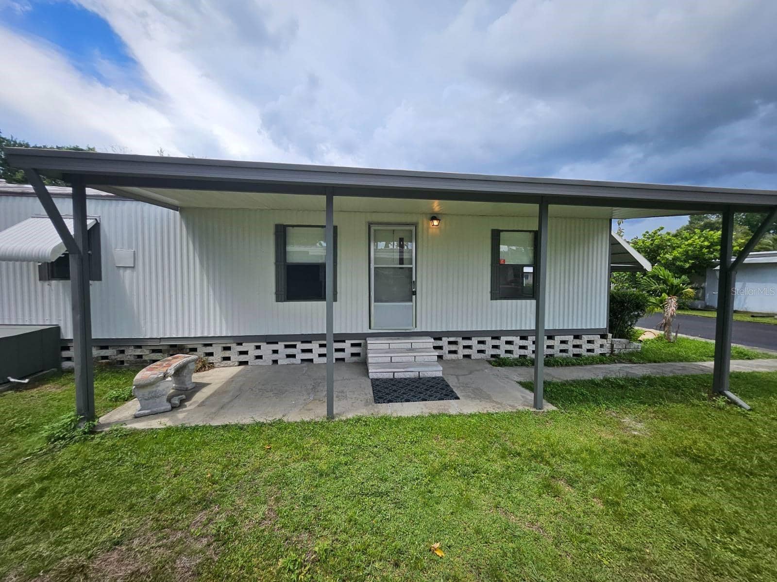 6445 BELLE TERRE