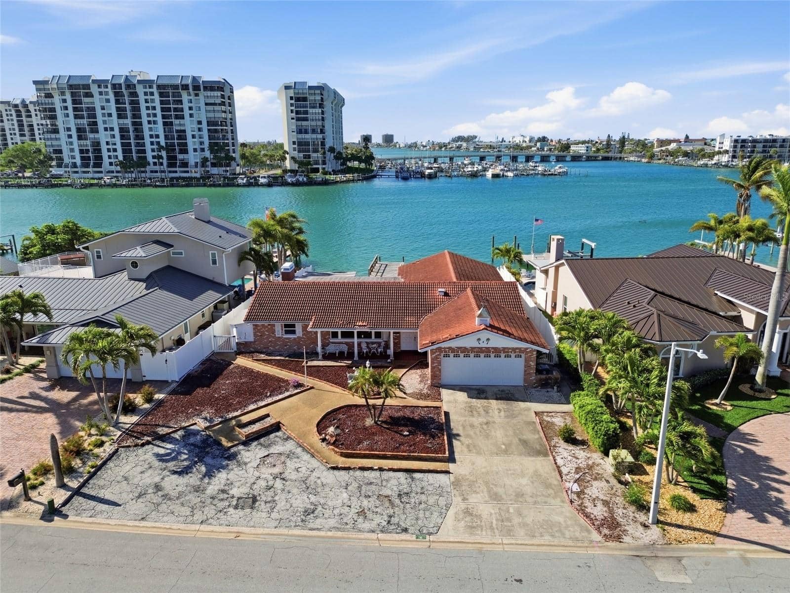 4 BELLEVUE DRIVE