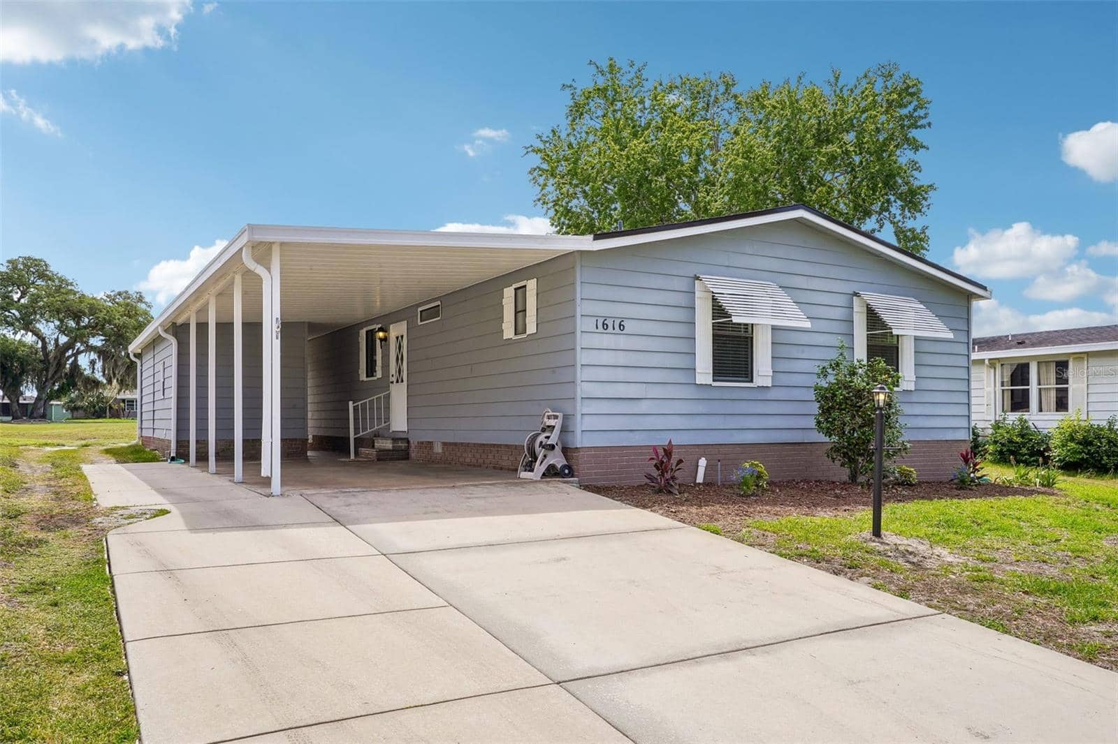 1616 SCHWARTZ BOULEVARD