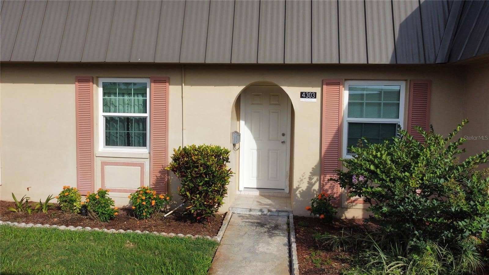 4303 SUMMERSUN DRIVE