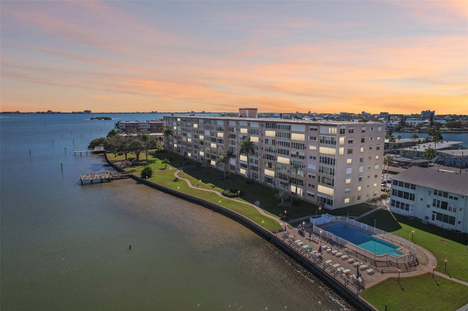 1847 SHORE DRIVE