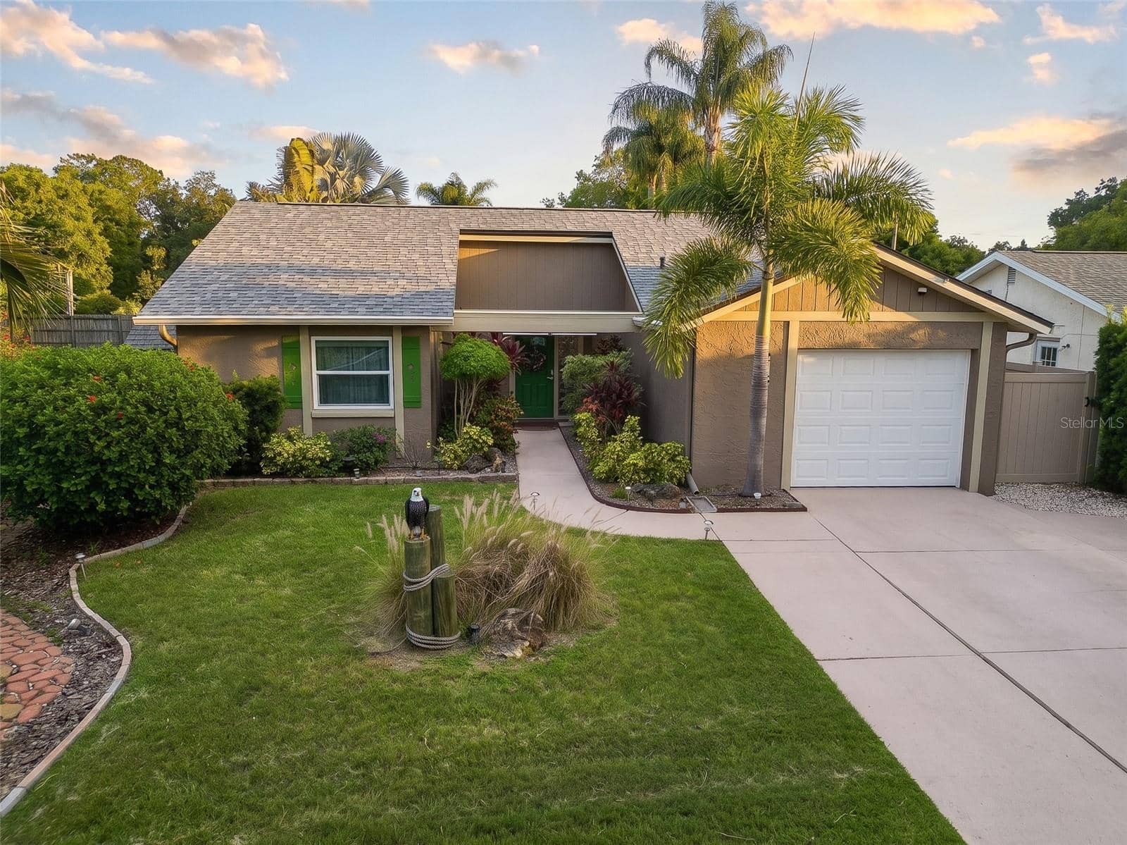 1613 ST CATHERINE DRIVE