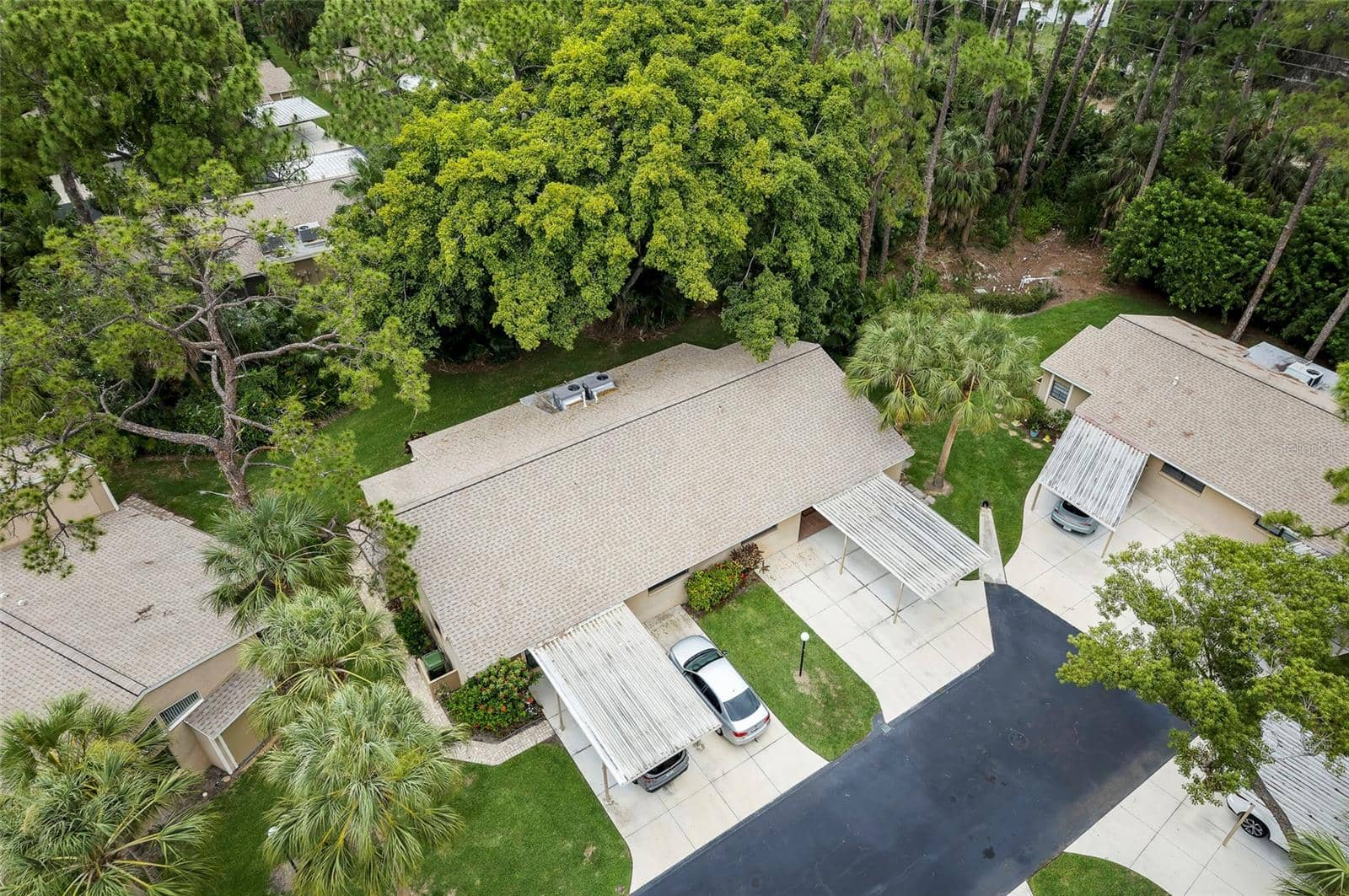 4807 VILLAGE GARDENS DRIVE