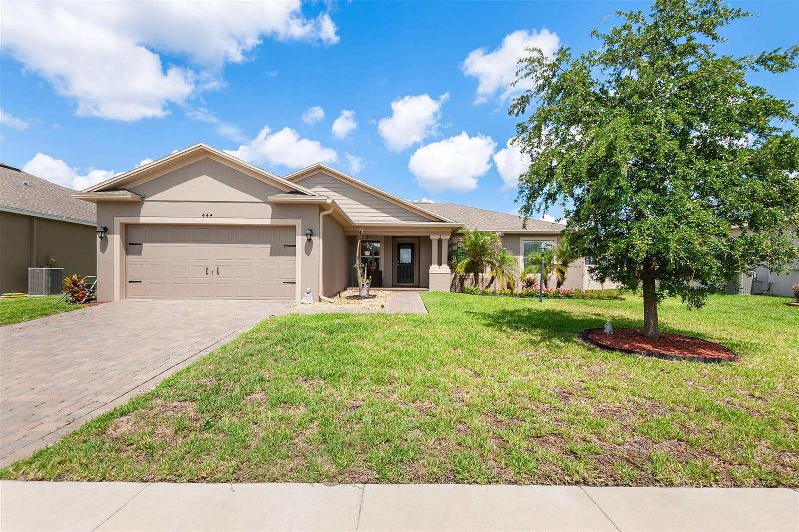 444 LAKE VIEW WAY