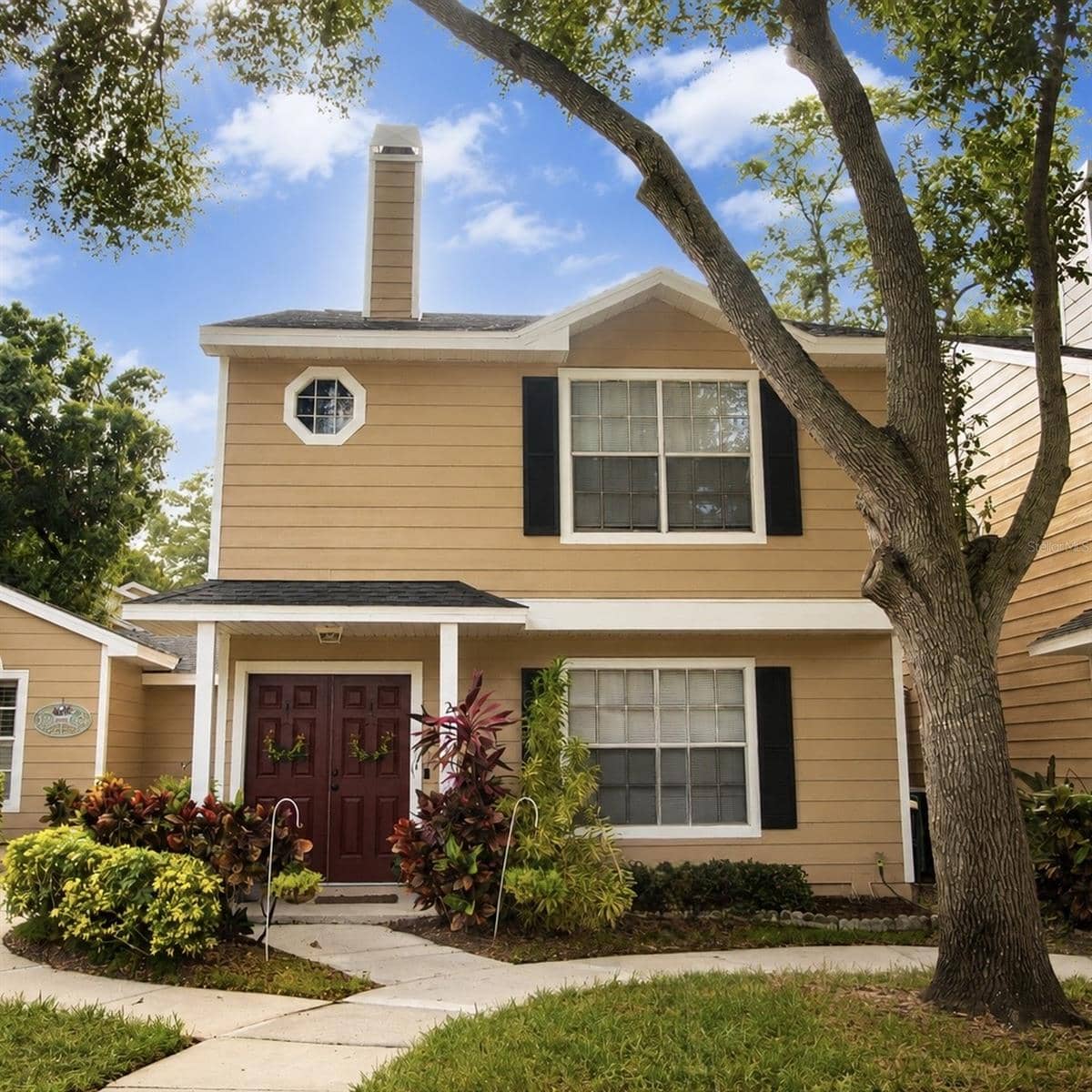 2384 HOUNDS TRAIL