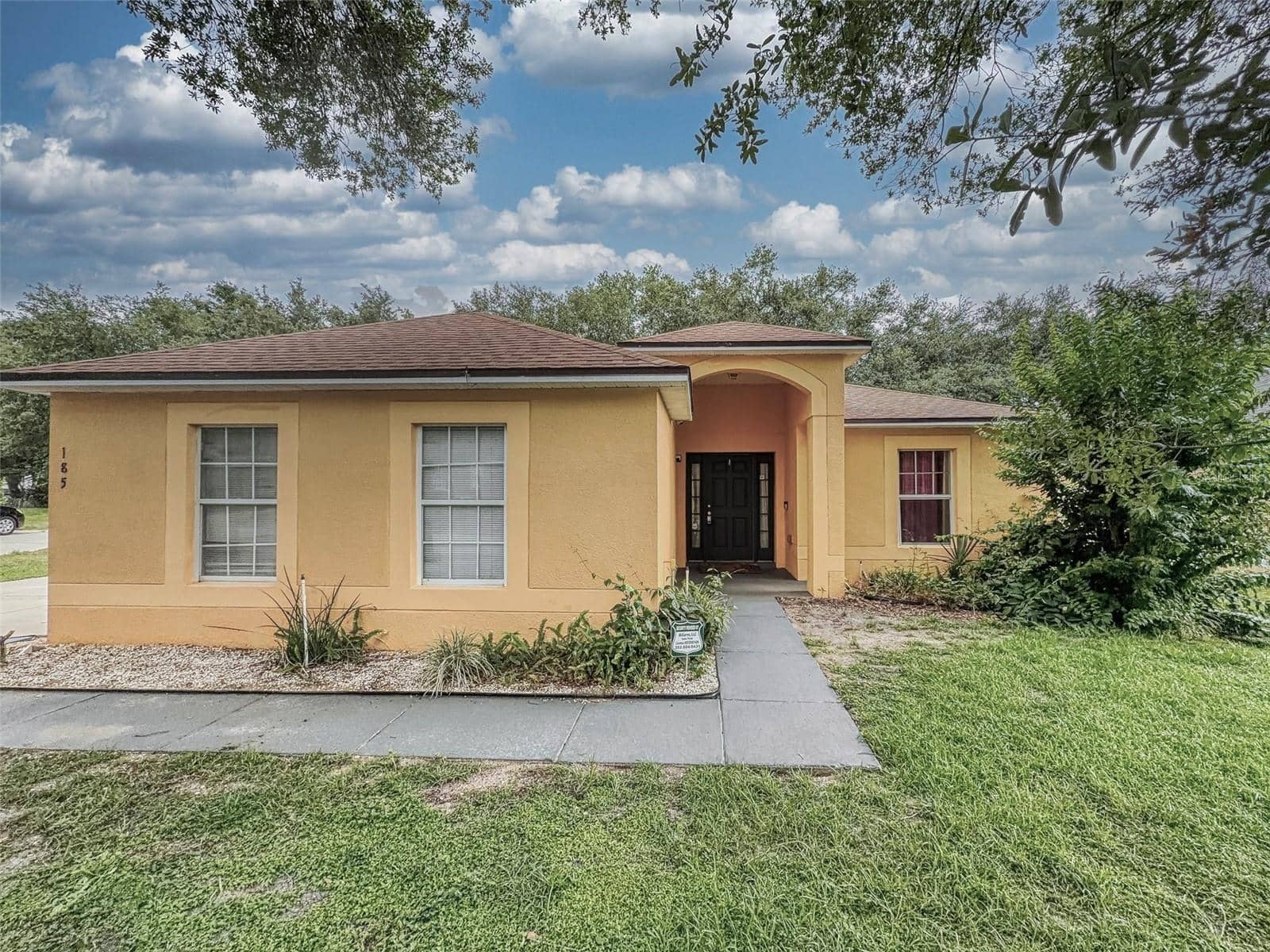 185 WINDING COVE AVENUE