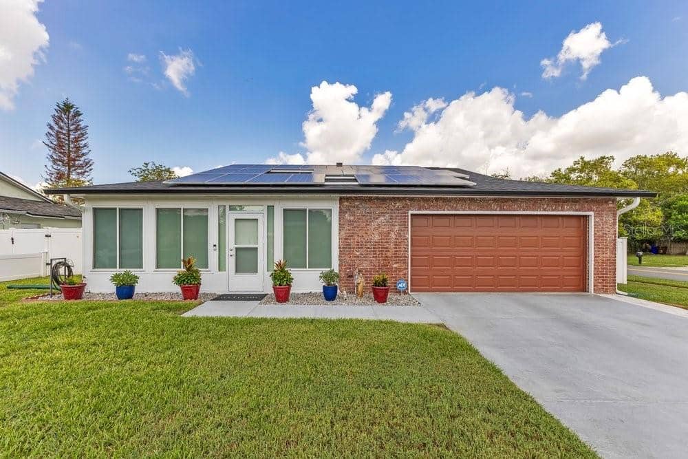 2462 MILL RUN BOULEVARD