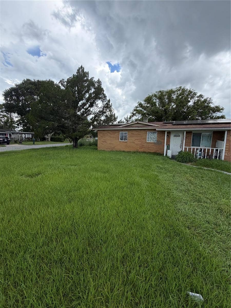 2880 SATURN DRIVE