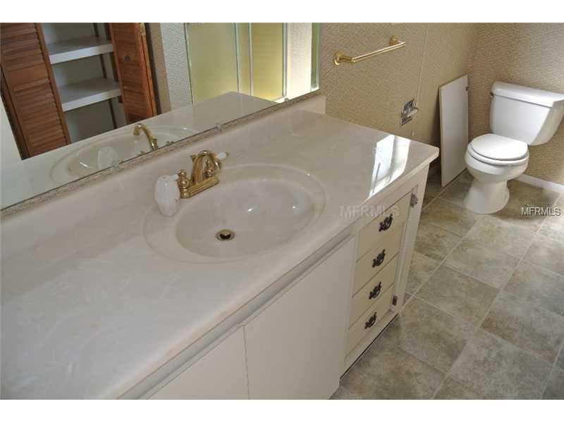 1802 WOODSTOCK LANE — photo 10 of 12