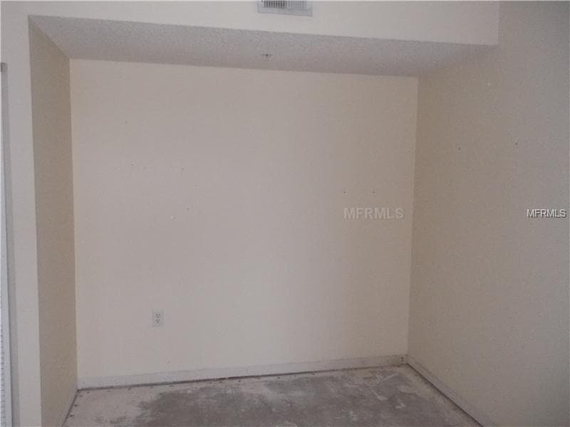 5500 BENTGRASS DRIVE — photo 4 of 12