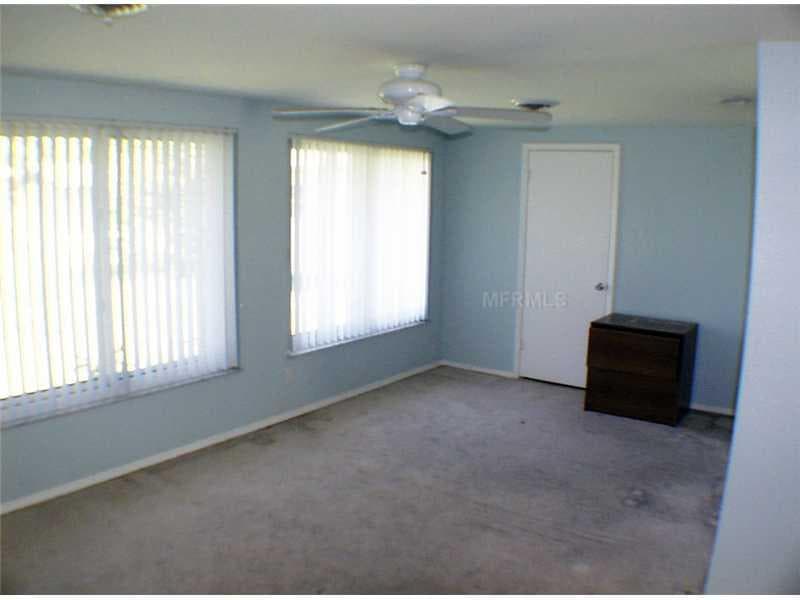 464 BAHAMA ROAD — photo 8 of 15