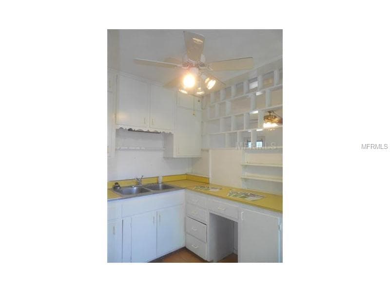 8833 VAMO ROAD — photo 4 of 9