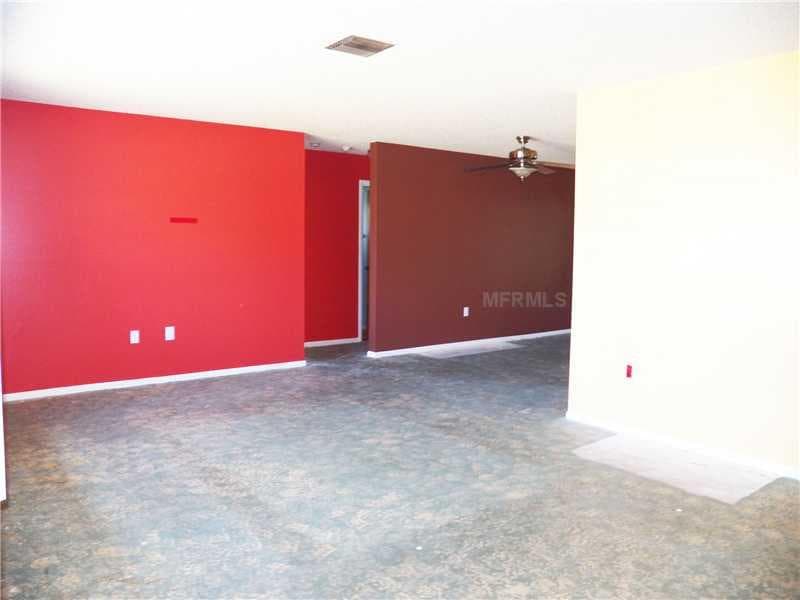 399 GULF BREEZE BOULEVARD — photo 4 of 10
