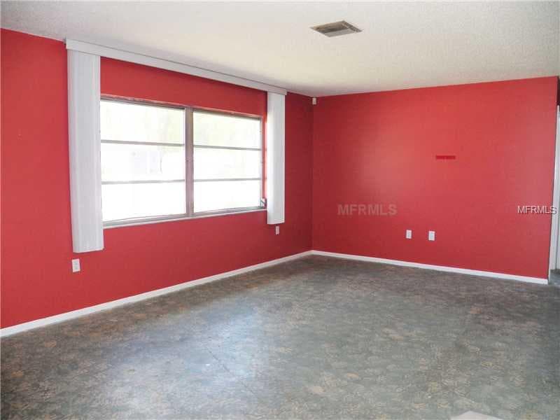 399 GULF BREEZE BOULEVARD — photo 3 of 10