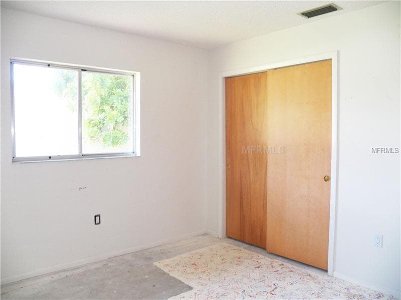 399 GULF BREEZE BOULEVARD — photo 6 of 10