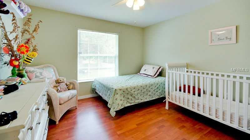 1069 VILAS AVENUE — photo 10 of 14