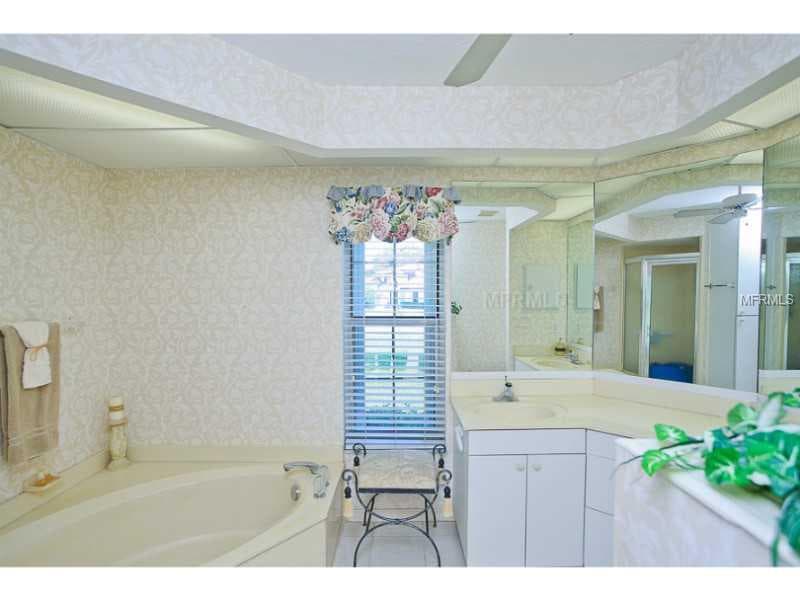 1196 WYETH DRIVE — photo 10 of 25