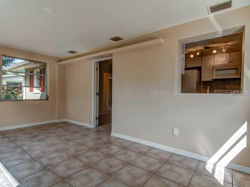 2990 ARGYLE ROAD — photo 8 of 17