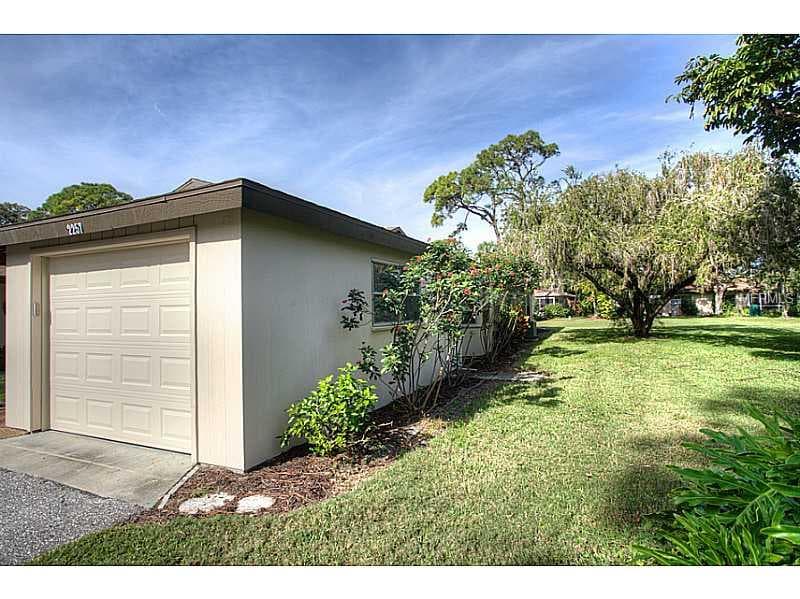 2257 WILLOW TREE DRIVE — photo 19 of 20