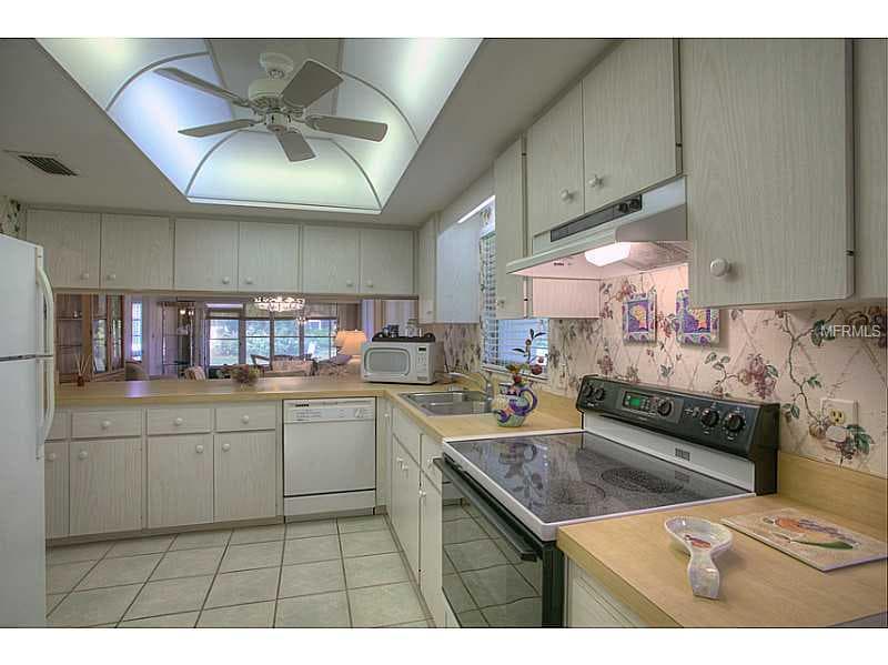 2257 WILLOW TREE DRIVE — photo 3 of 20