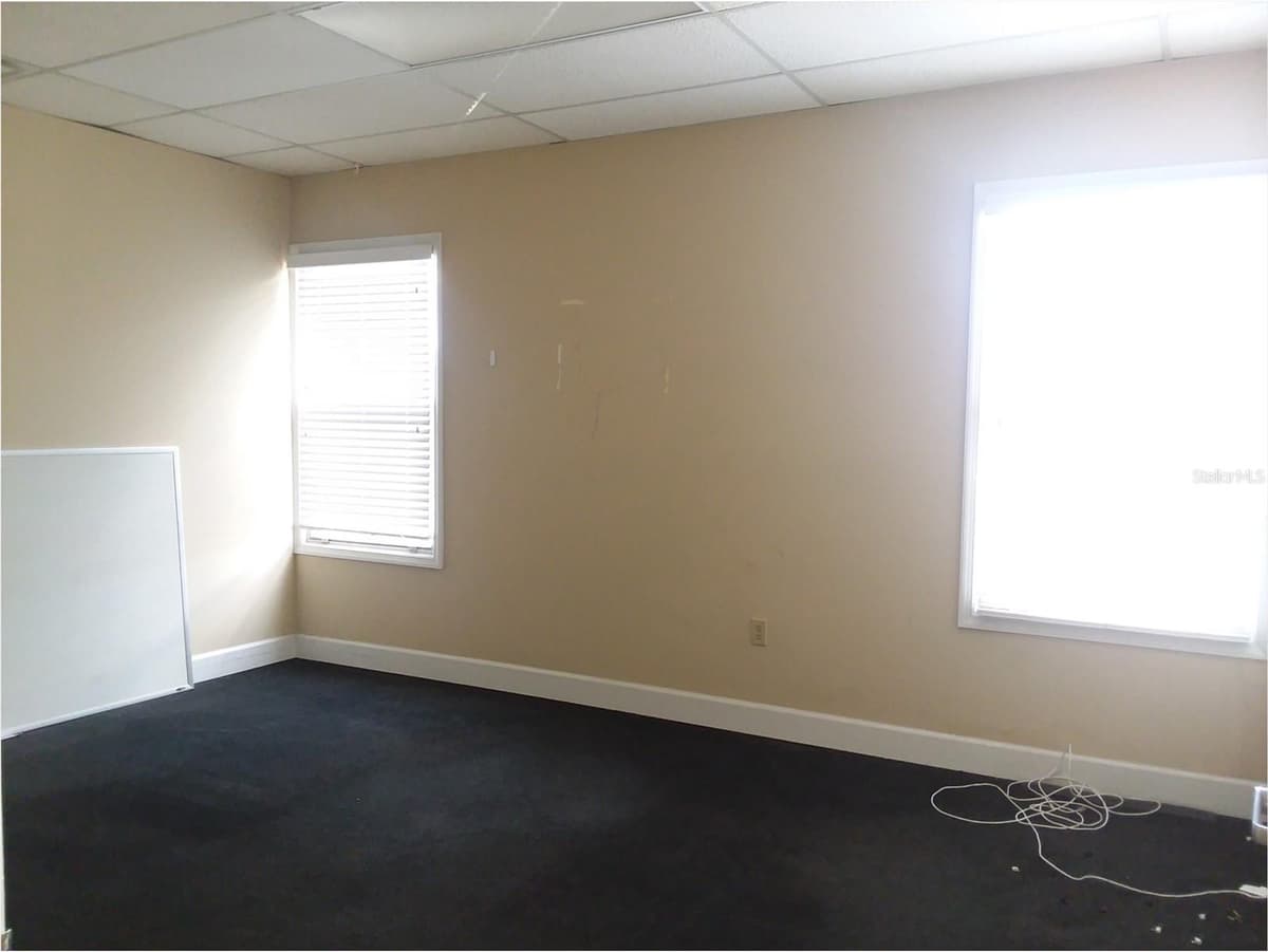 2109 PALM AVENUE — photo 21 of 40