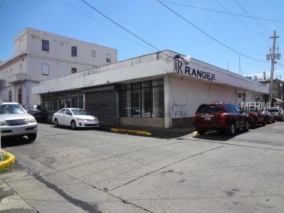 Derques DERQUES ESQ. VENEGAS — photo 1 of 2
