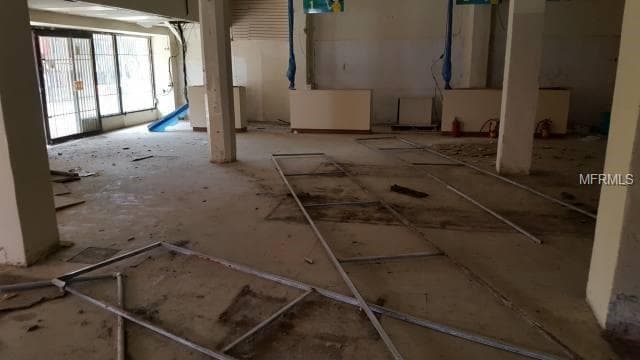 Gautier Benitez INT. JIMENEZ SICARDO — photo 3 of 6