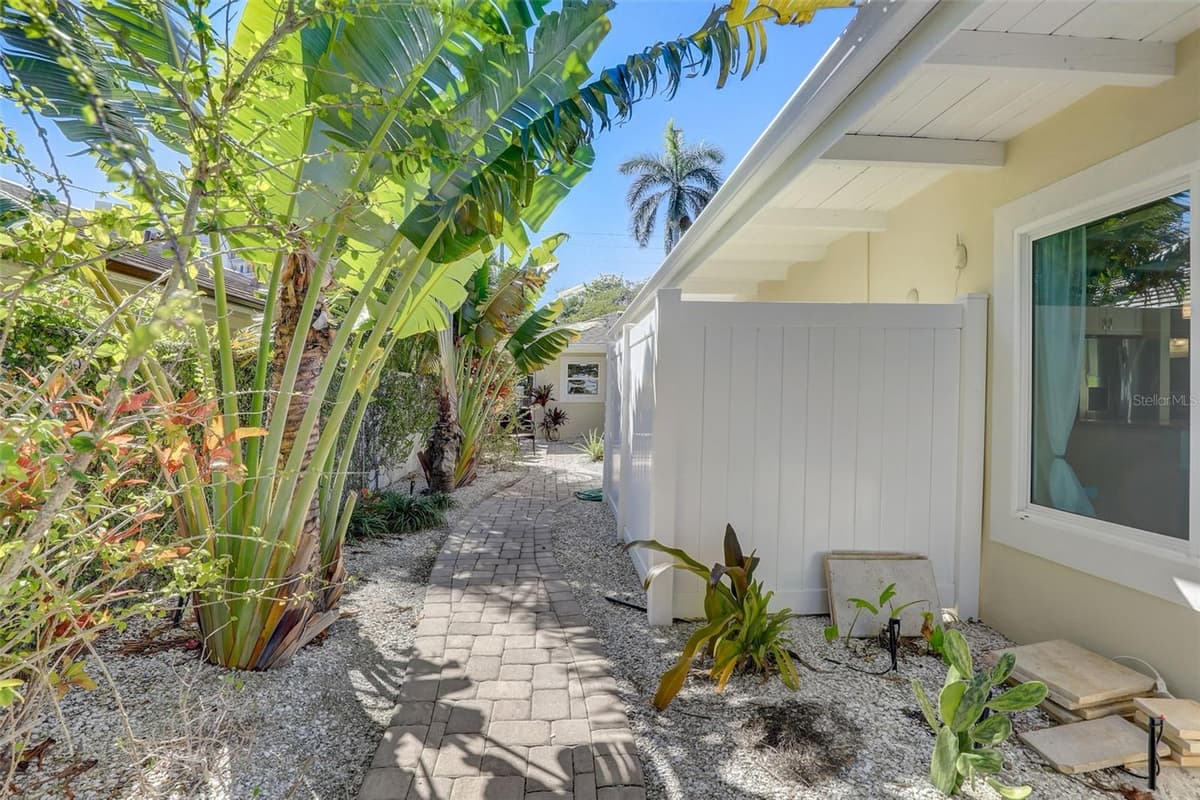 39 POLK DRIVE — photo 71 of 100