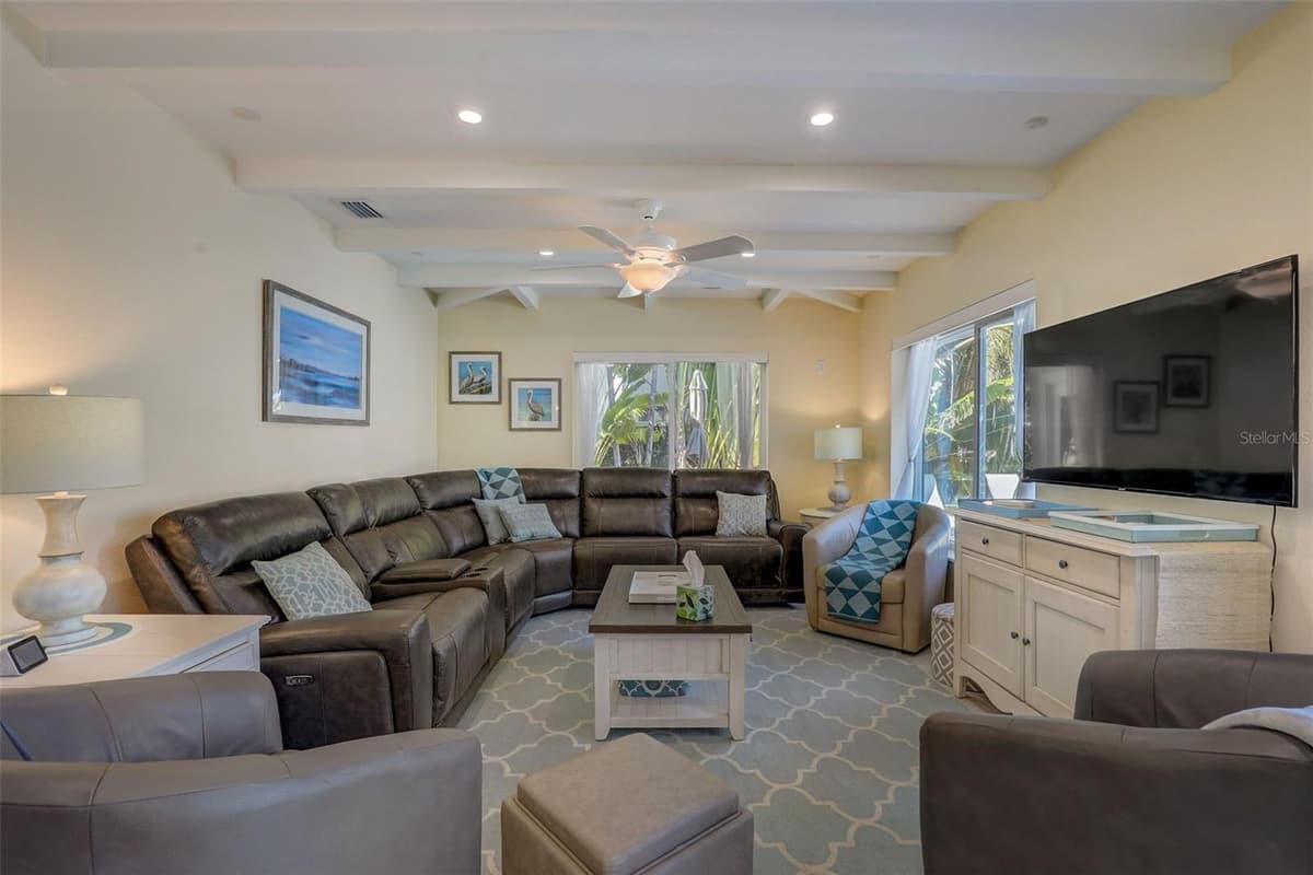 39 POLK DRIVE — photo 33 of 100