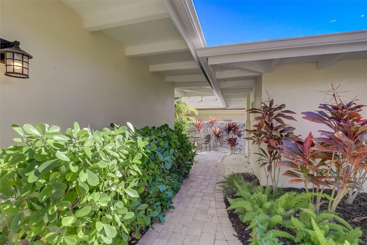 39 POLK DRIVE — photo 68 of 100