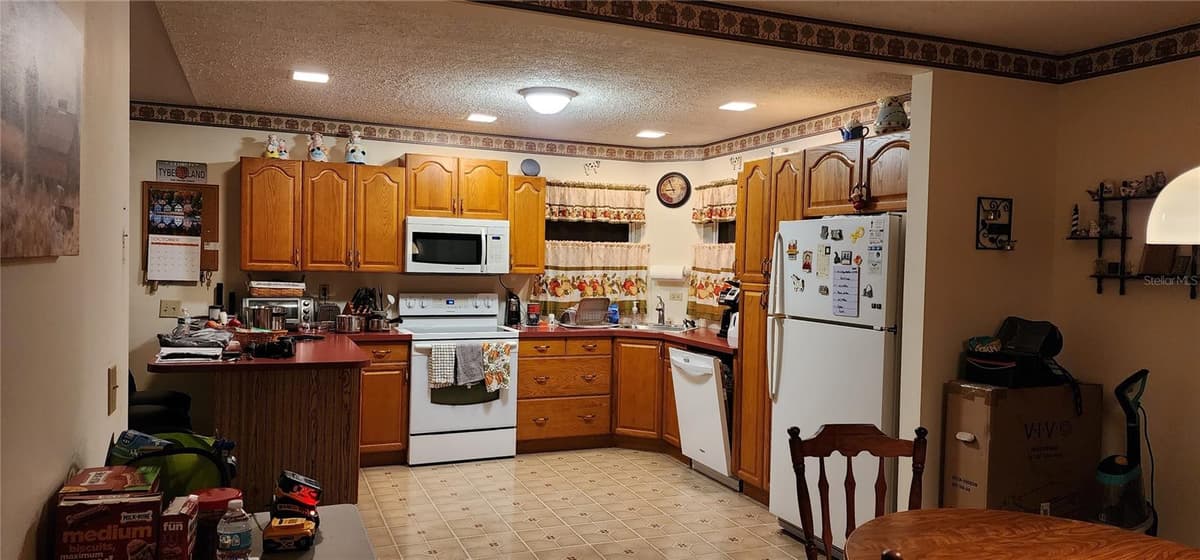 1190 GOODMAN ROAD — photo 4 of 13