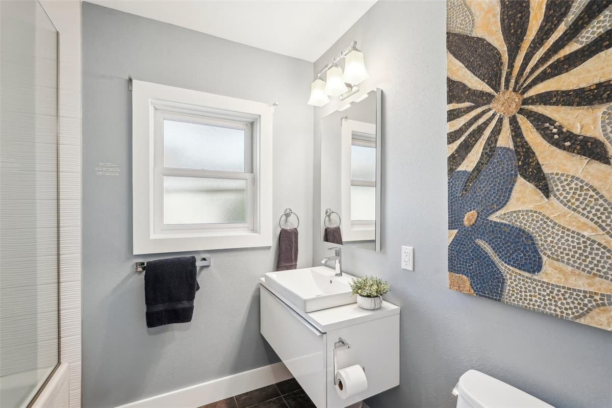 85 POLK DRIVE — photo 13 of 73