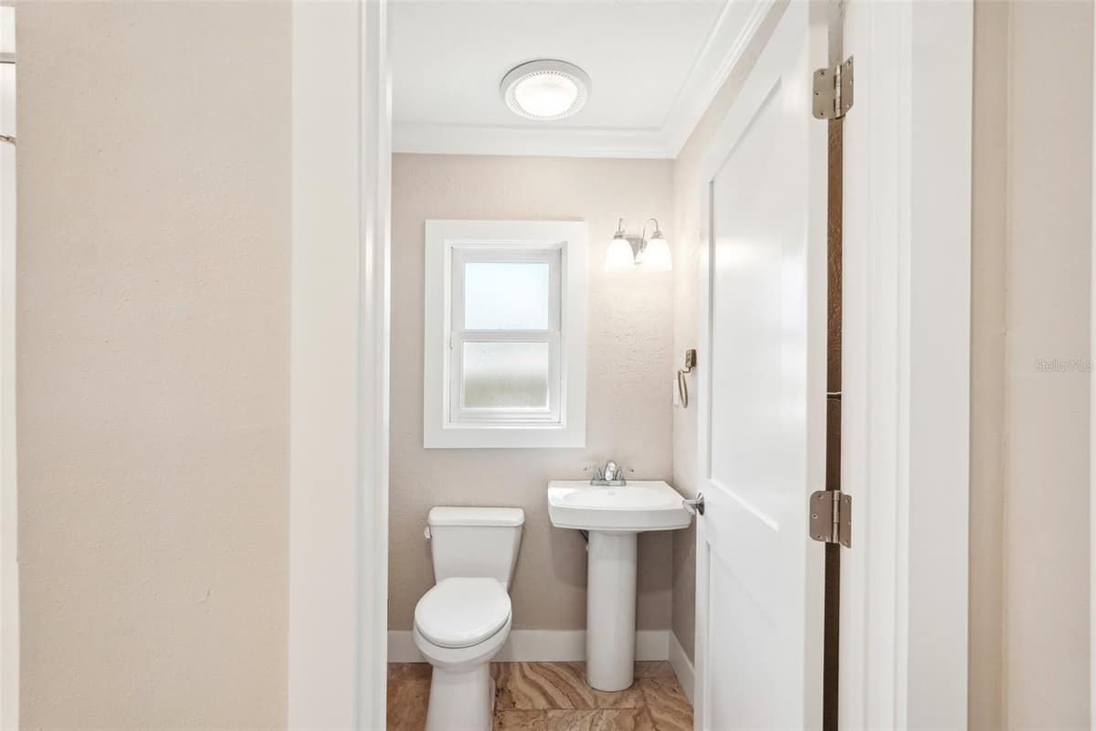 85 POLK DRIVE — photo 39 of 73