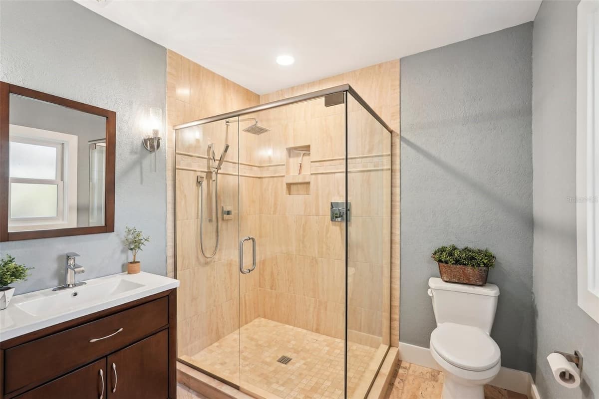 85 POLK DRIVE — photo 15 of 73