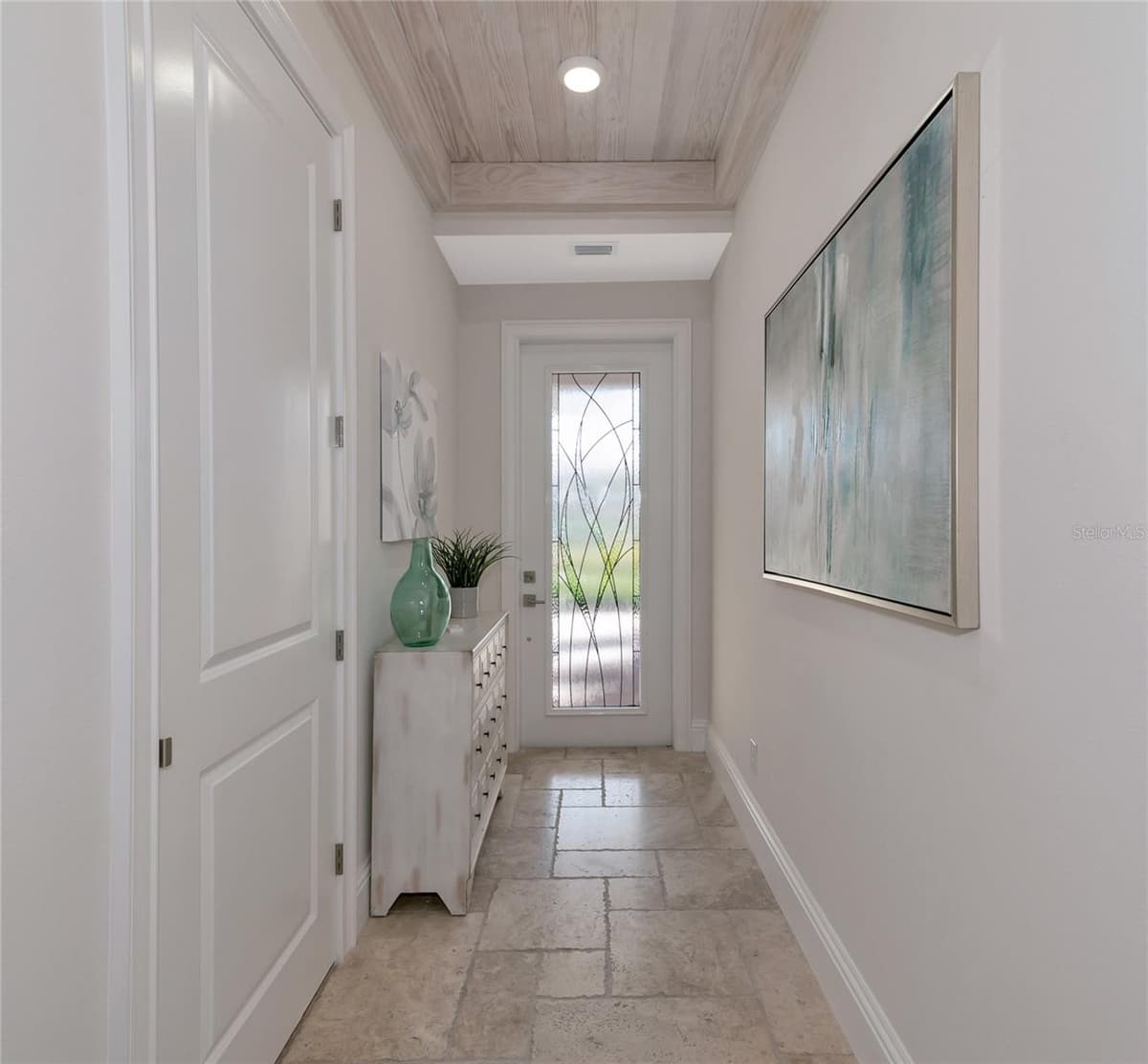 7814 HIDDEN CREEK LOOP — photo 2 of 44