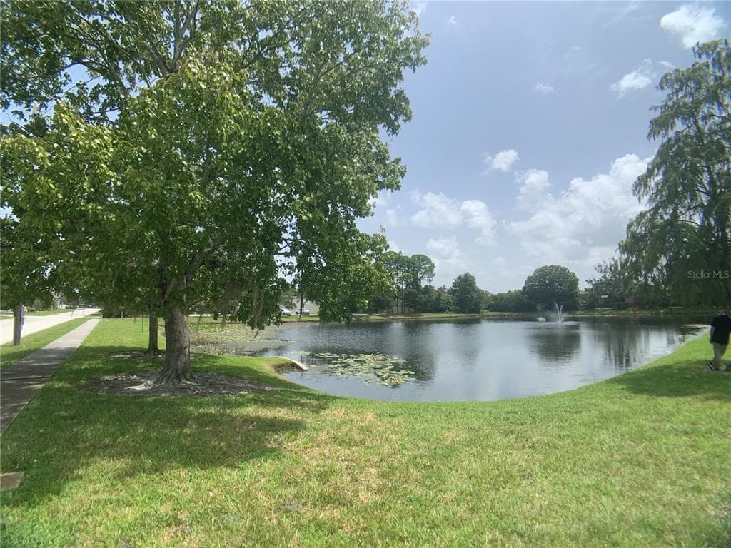 13191 STARKEY ROAD — photo 10 of 21