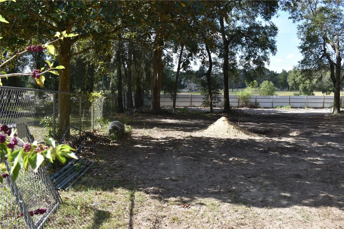 15551 US HIGHWAY 301 — photo 14 of 32