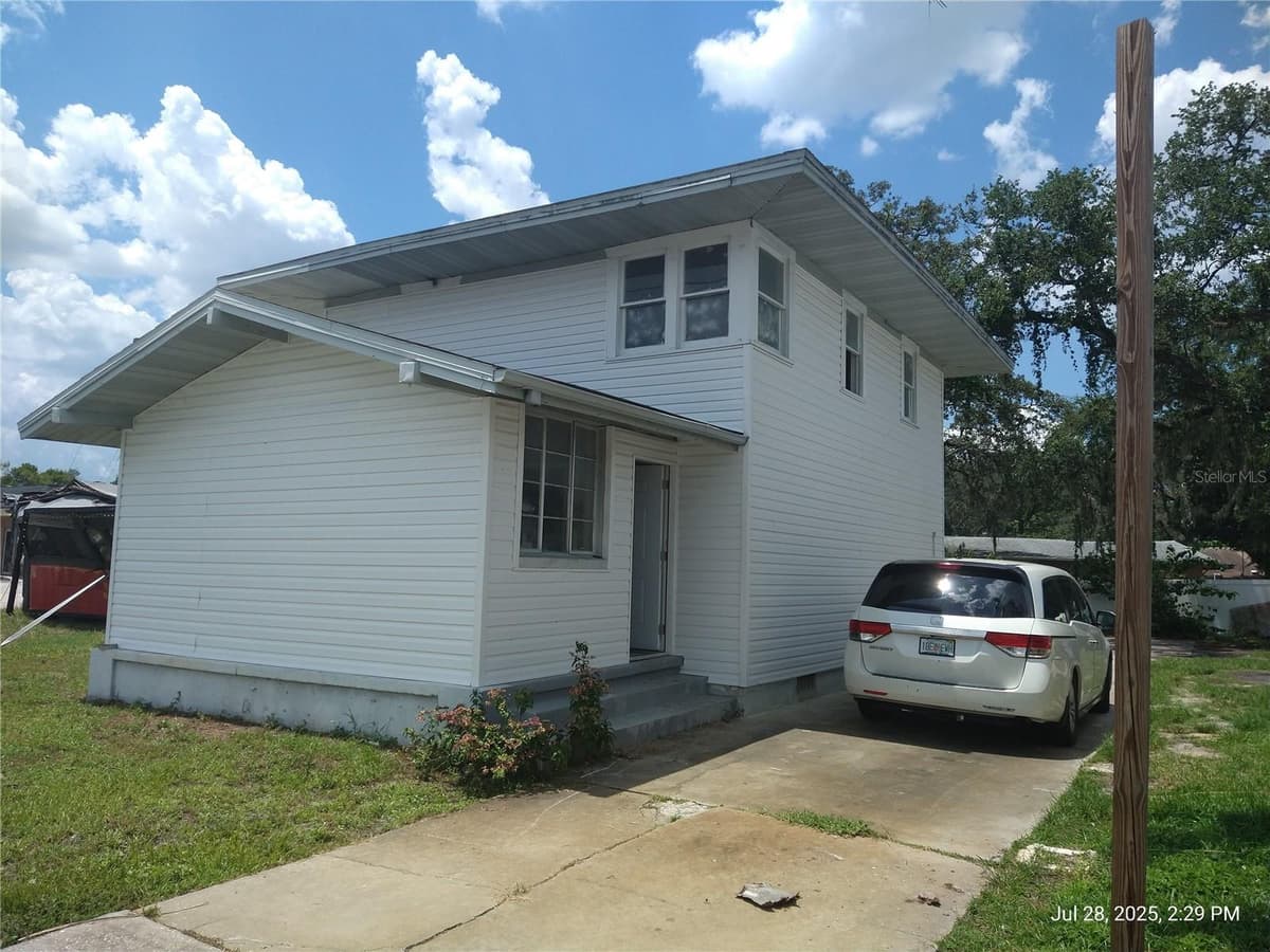 909 and 911 WEST HILLSBOROUGH AVENUE — photo 30 of 31