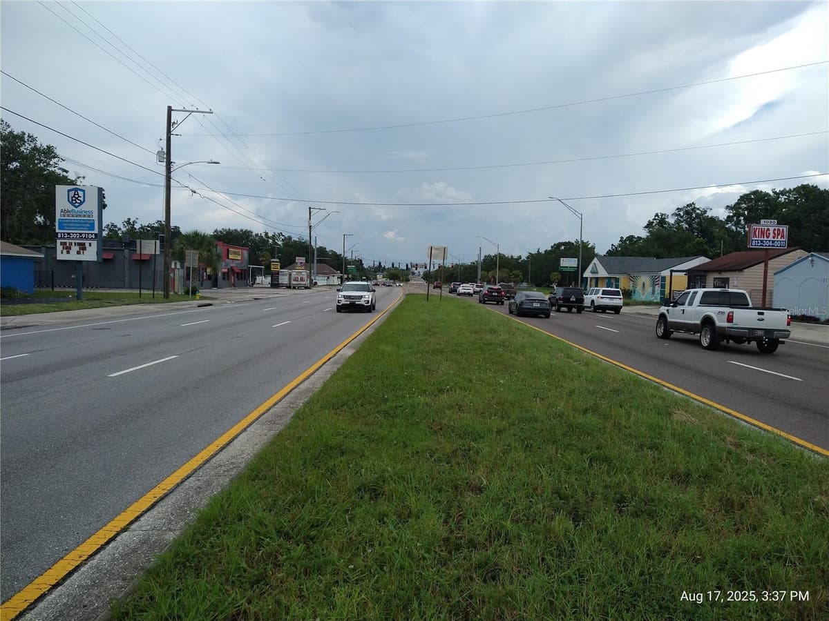 909 and 911 WEST HILLSBOROUGH AVENUE — photo 4 of 31