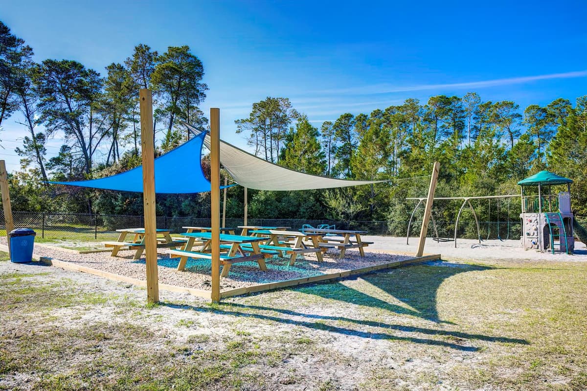 6001 DELTONA BOULEVARD — photo 6 of 40