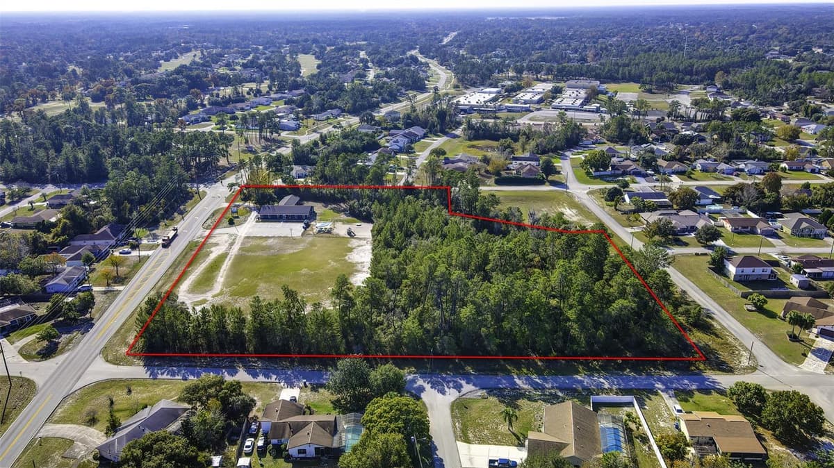 6001 DELTONA BOULEVARD — photo 12 of 40