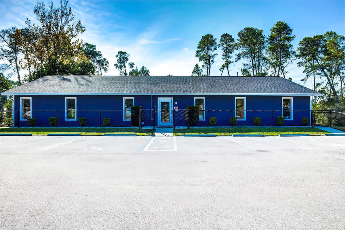 6001 DELTONA BOULEVARD — photo 5 of 40