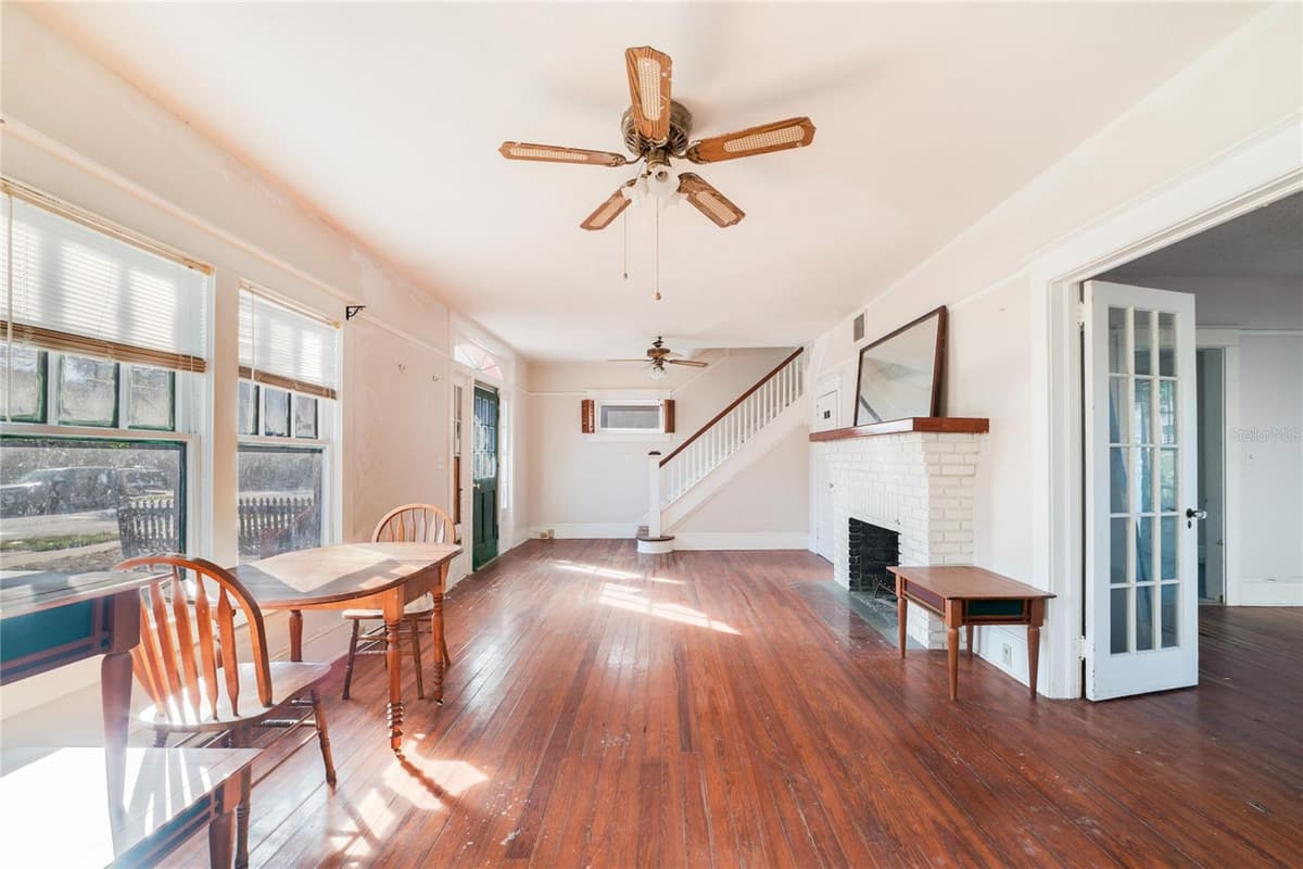 415 BRADDOCK AVENUE — photo 9 of 53