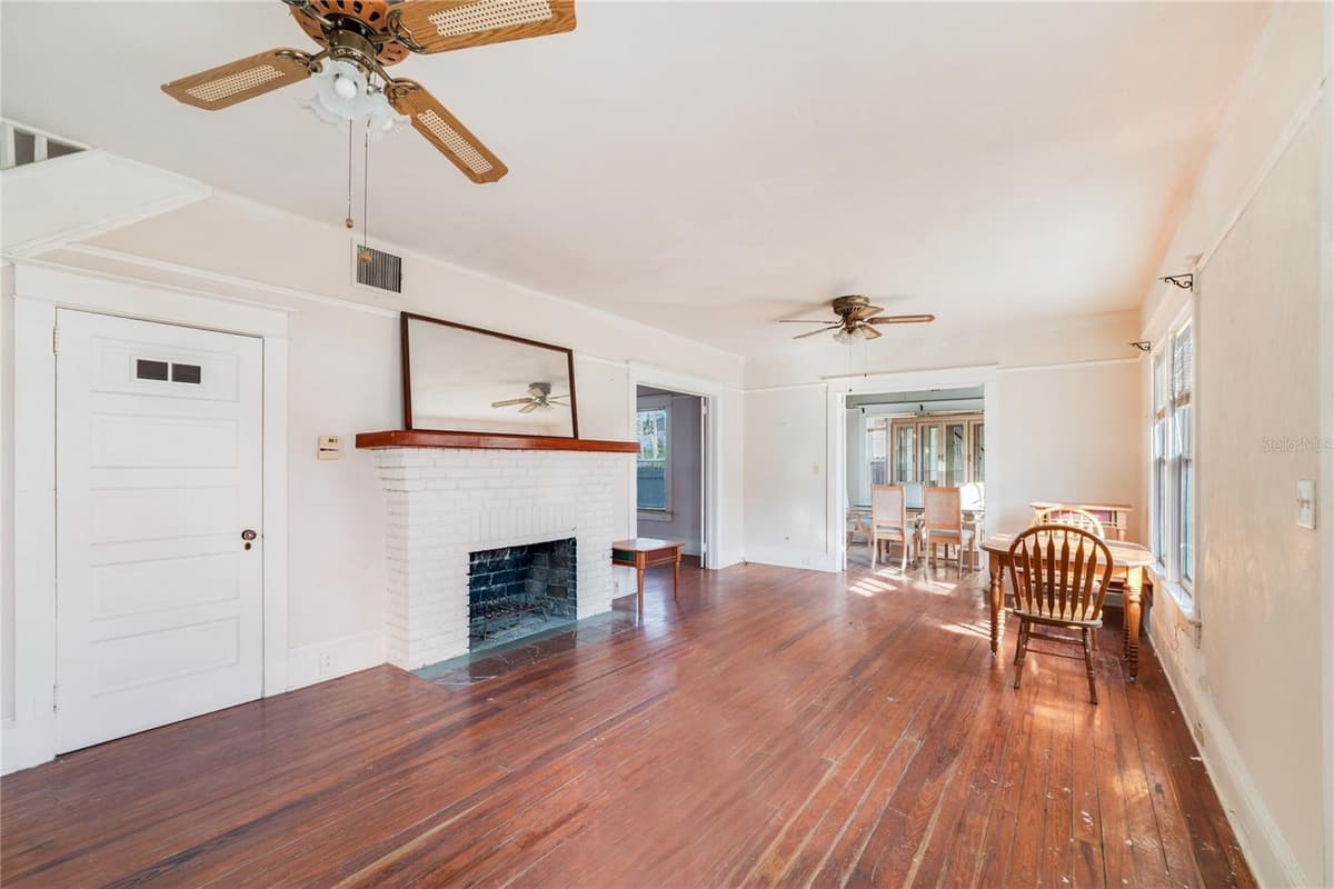 415 BRADDOCK AVENUE — photo 12 of 53