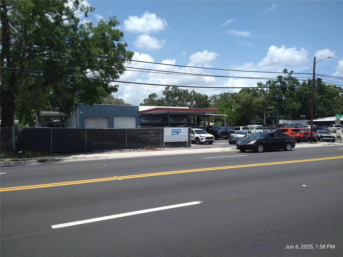 1301 W WATERS AVENUE — photo 2 of 34