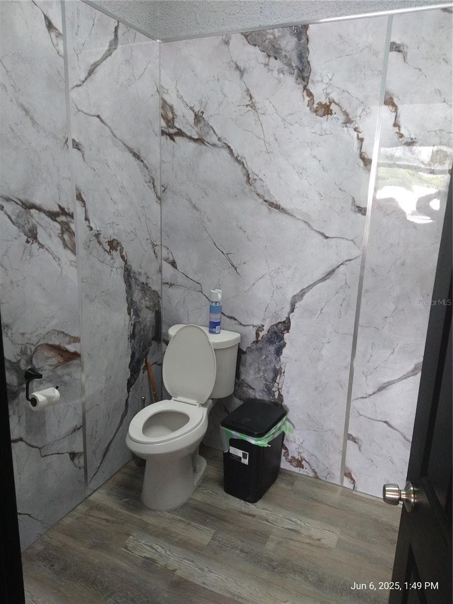 1301 W WATERS AVENUE — photo 8 of 34