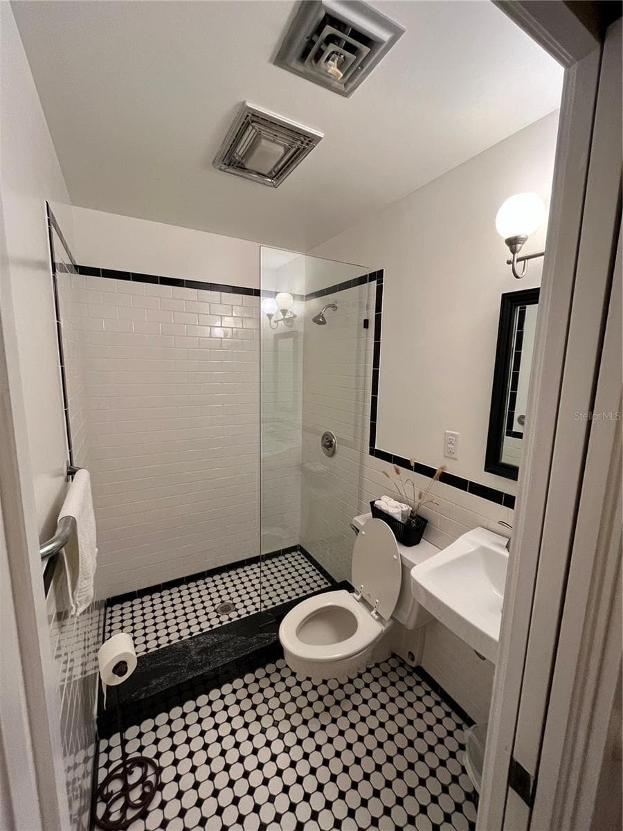 1200 LAKE OTIS DRIVE — photo 26 of 29