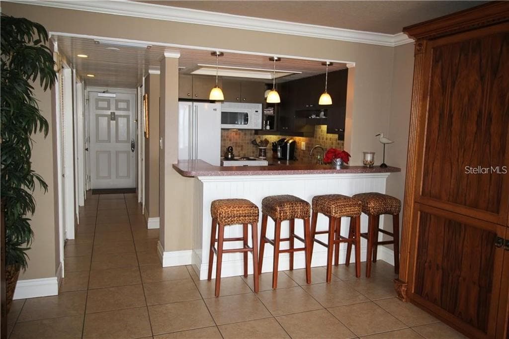 1230 GULF BOULEVARD — photo 9 of 22